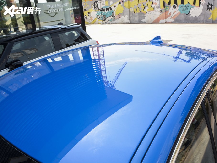 2021R1ϵ 120i M\Ӱ