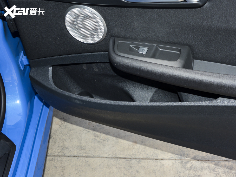 2021R1ϵ 120i M\Ӱ