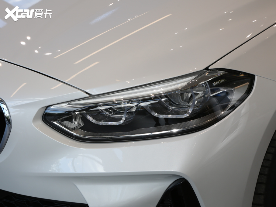 2021R1ϵ 120i M\Ӱ