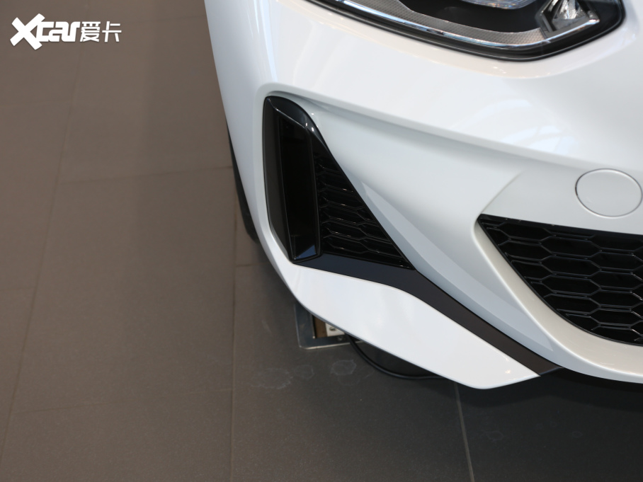 2021R1ϵ 120i M\Ӱ