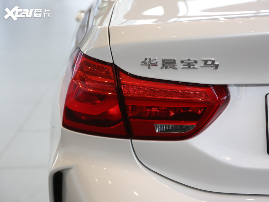 2021R1ϵ 120i M\Ӱ