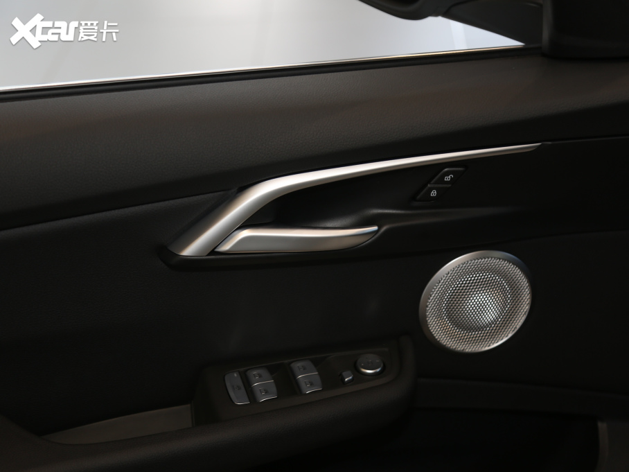 2021R1ϵ 120i M\Ӱ