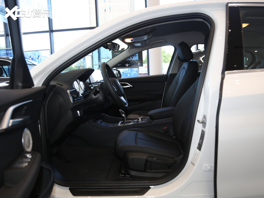 2021R1ϵ 120i M\Ӱ