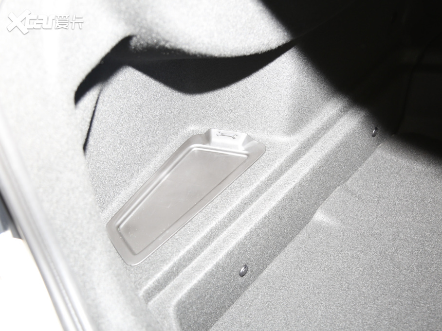 2021R1ϵ 120i M\Ӱ