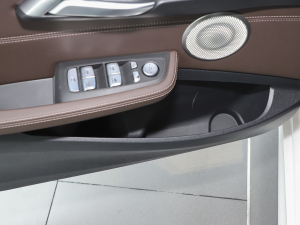 2021Ŀ 120i M\ҹ ǰTg