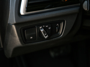 2021Ŀ 120i M\Ӱ п؅^