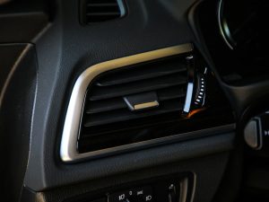 2021Ŀ 120i M\Ӱ п؅^