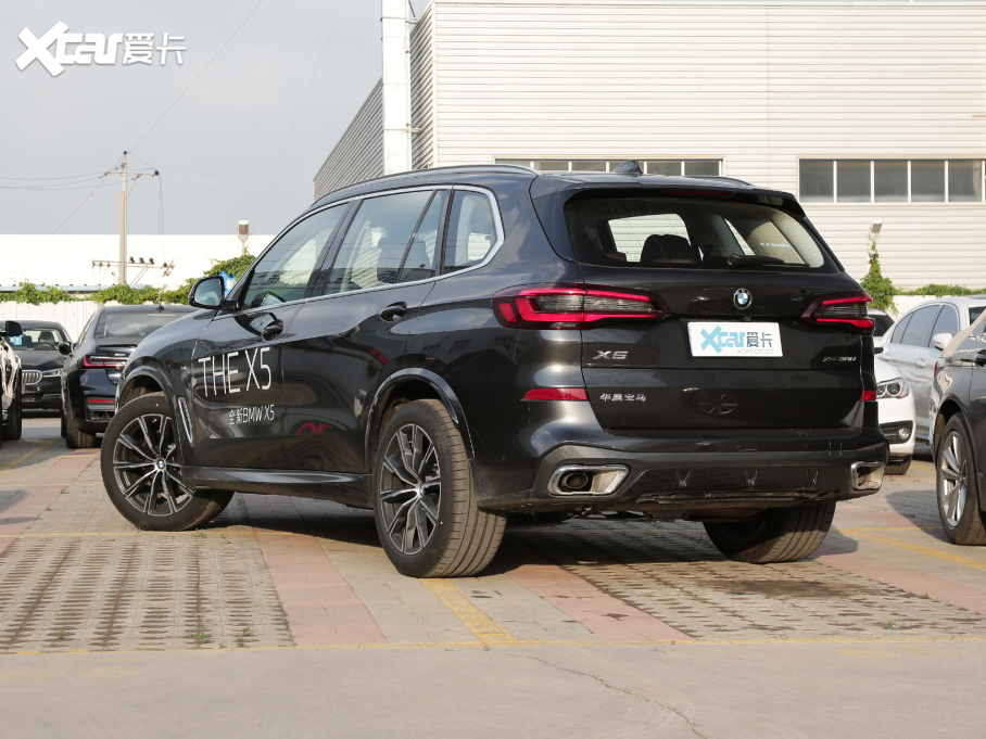 2022X5 xDrive 30Li M˶װ