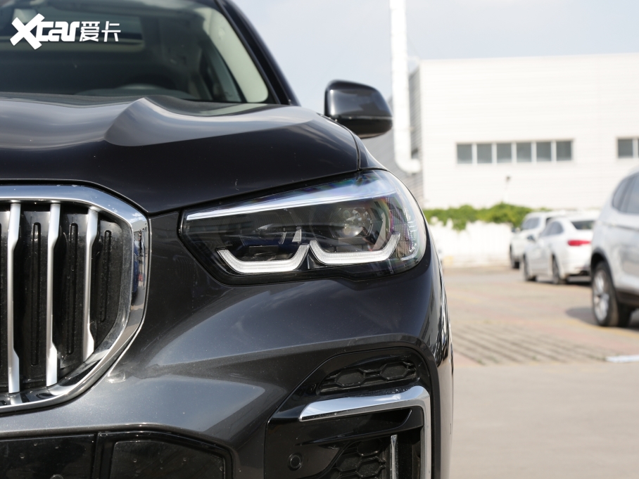 2022RX5 xDrive 30Li M\b