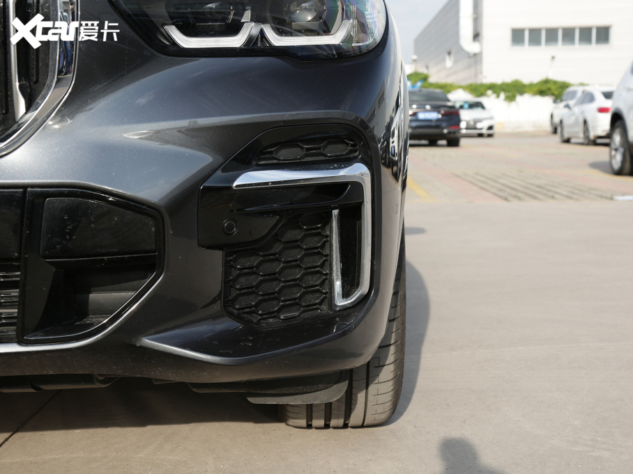 2022RX5 xDrive 30Li M\b