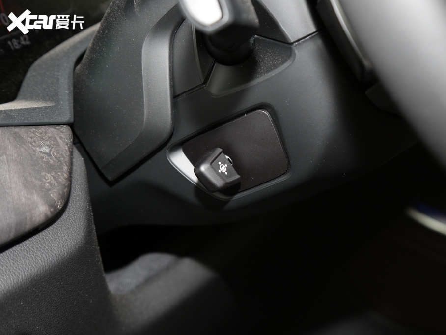 2022RX5 xDrive 30Li M\(yn)(dng)b