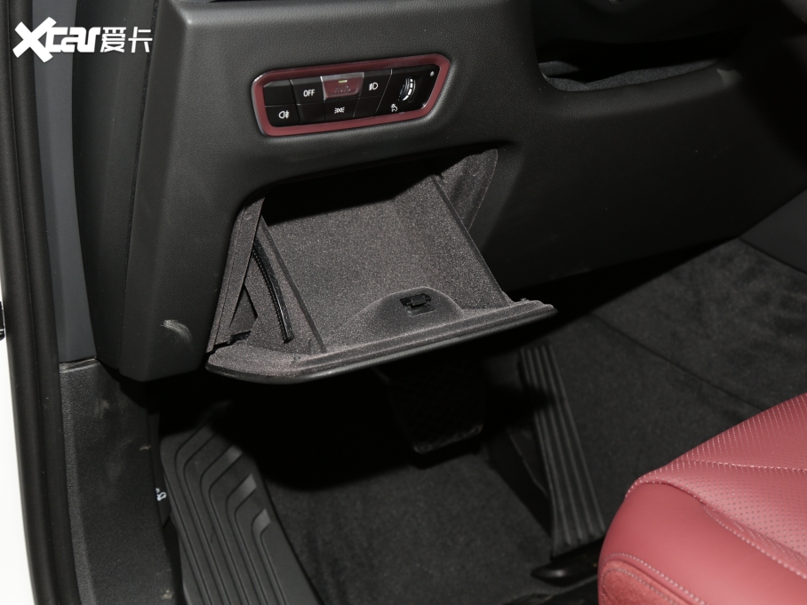 2022RX5 xDrive 30Li M\(yn)(dng)b