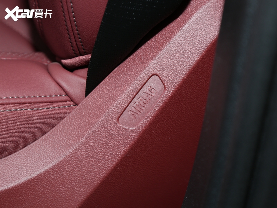 2022RX5 xDrive 30Li M\b