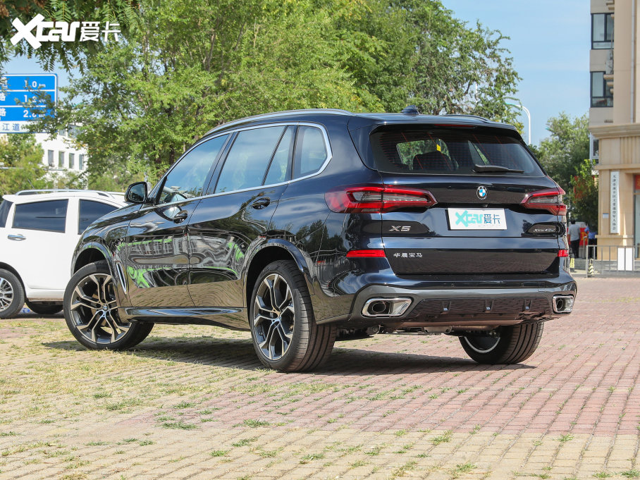 2022RX5 Ŀ xDrive 40Li M\b