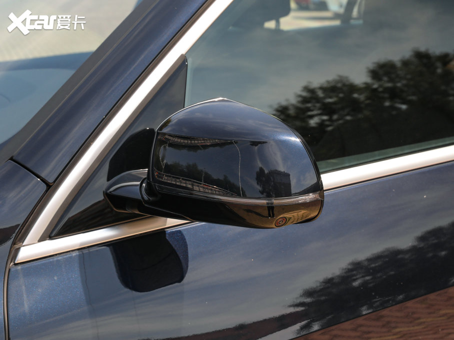 2022RX5 Ŀ xDrive 40Li M\b