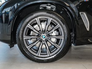 2022xDrive 30Li M\b ݆Ȧ