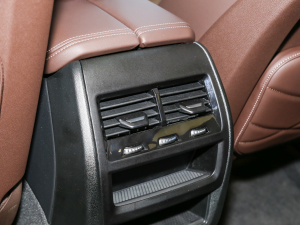 2022xDrive 30Li M\b п؅^