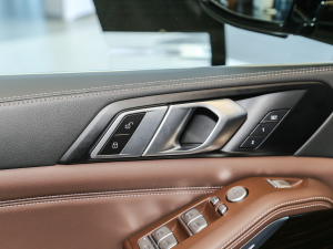 2022xDrive 30Li M\b п؅^