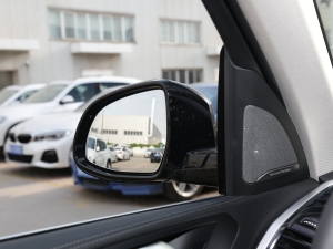 2022xDrive 30Li M\b ^