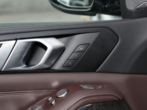 2022xDrive 30Li M\b g