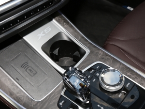 2022xDrive 30Li M\b ǰű