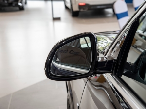 2022xDrive 40Li M\b ^