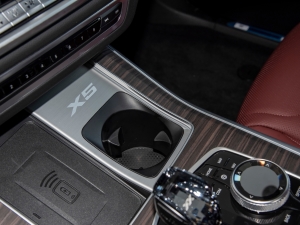 2022xDrive 40Li M\b ǰű