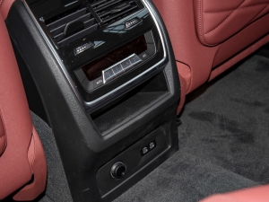 2022xDrive 40Li M\b g