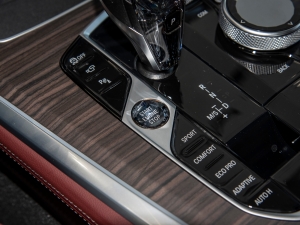 2022xDrive 40Li M\b п؅^