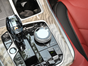 2022xDrive 40Li M\b п؅^