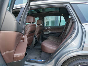 2022xDrive 40Li M\b g