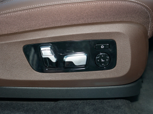 2022xDrive 40Li M\b g