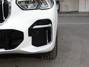 2022xDrive 30Li M\b ^