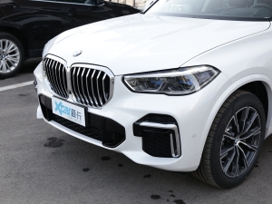 2022xDrive 30Li M\b ^