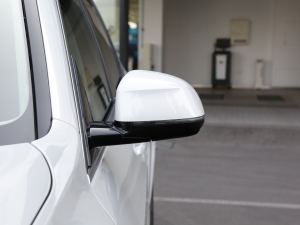 2022xDrive 30Li M\b ^