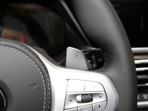 2022xDrive 30Li M\b п؅^