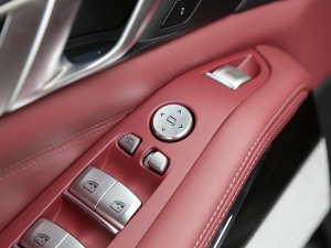 2022xDrive 30Li M\b п؅^