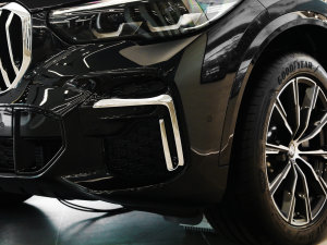 2022Ŀ xDrive 30Li M\b ^