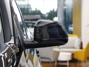 2022Ŀ xDrive 30Li M\b ^