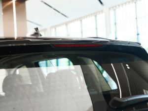 2022Ŀ xDrive 30Li M\b ^