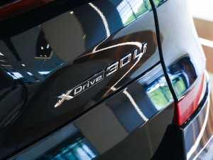 2022Ŀ xDrive 30Li M\b ^