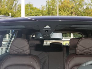 2022Ŀ xDrive 40Li M\b ^