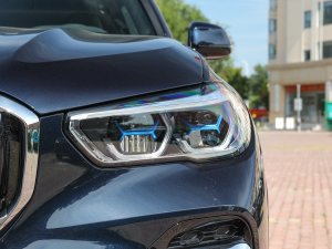 2022Ŀ xDrive 40Li M\b ^