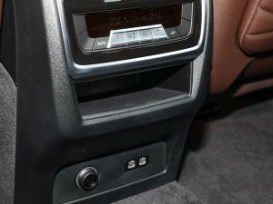 2022Ŀ xDrive 40Li M\b g