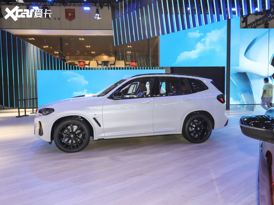 2022RX3 xDrive30i Mҹb