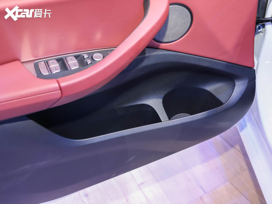 2022RX3 xDrive30i Mҹb