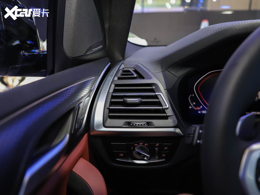 2022RX3 xDrive30i Mҹb