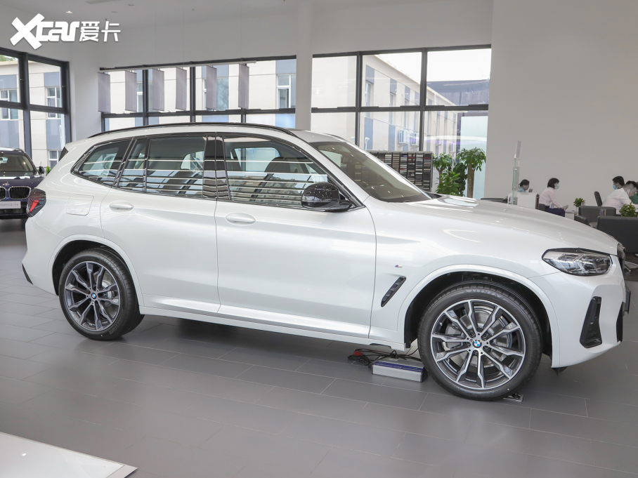 2022RX3 xDrive30iI Mҹb