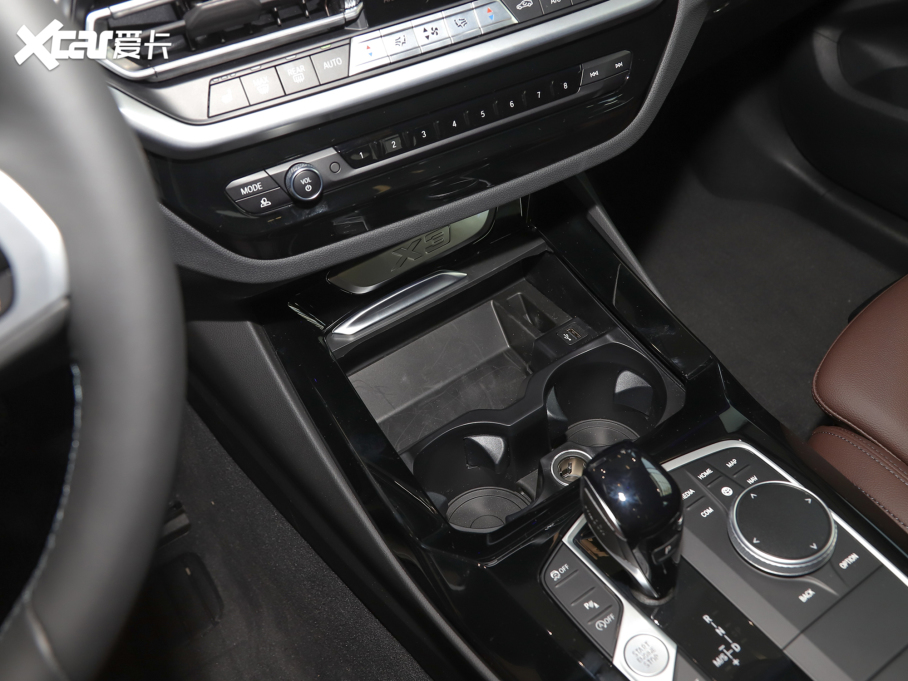 2022RX3 xDrive30iI Mҹb