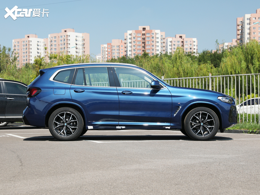 2022RX3 xDrive25i M\b